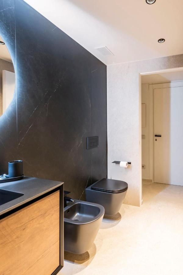 Apartment Lagoc0c00n - Colazione - 300m Stazione - 800m Desenzano del Garda