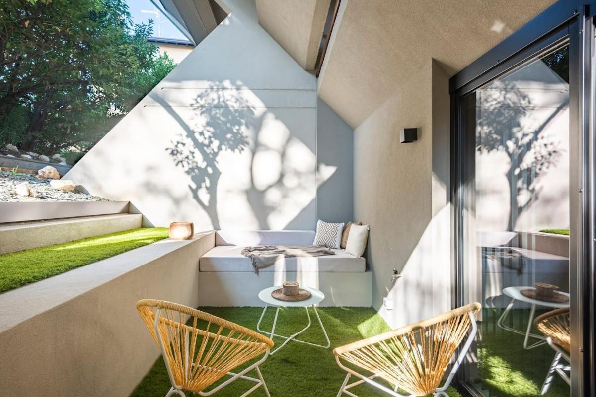 Apartment Lagoc0c00n - Colazione - 300m Stazione - 800m Desenzano del Garda